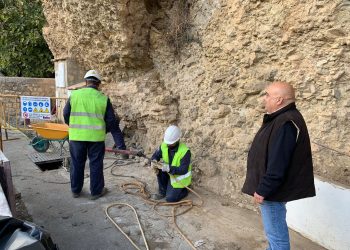 El Ayuntamiento y Endesa inician el soterramiento de la línea eléctrica del barrio de San Francisco eliminando el impacto visual en las murallas