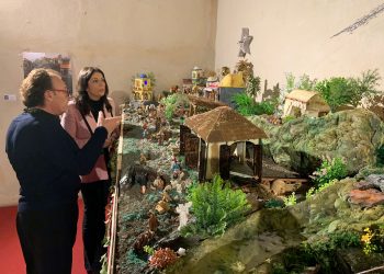 El Ayuntamiento de Ronda presenta su Belén municipal que está ya abierto en la capilla del Convento de Santo Domingo