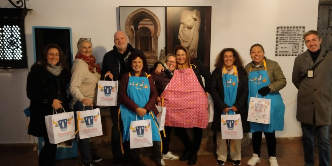 Agentes de ocho países europeos y asiáticos visitan Ronda para conocer sus encantos como destino