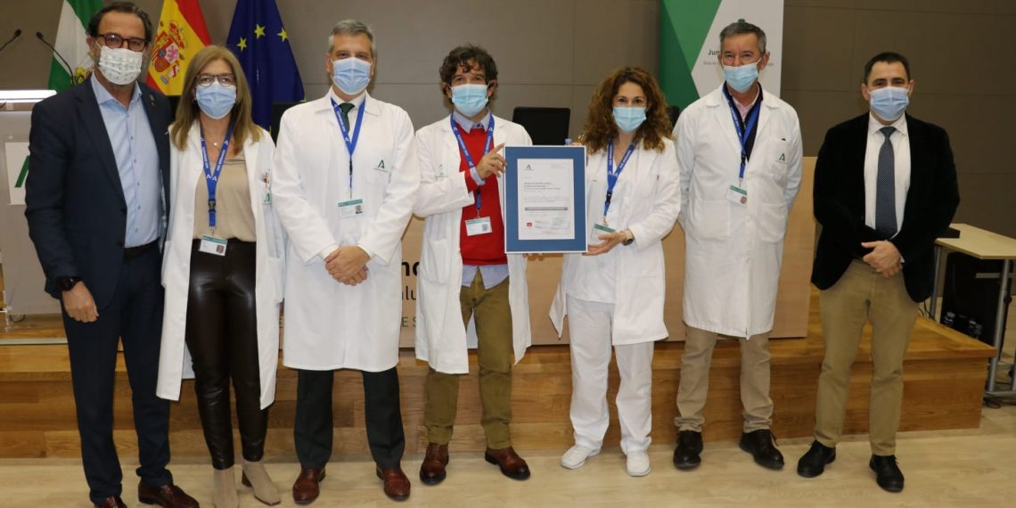 La unidad de Cuidados Intensivos del Área de Gestión Sanitaria Serranía de Málaga recibe la certificación de la Agencia de Calidad Sanitaria de Andalucía