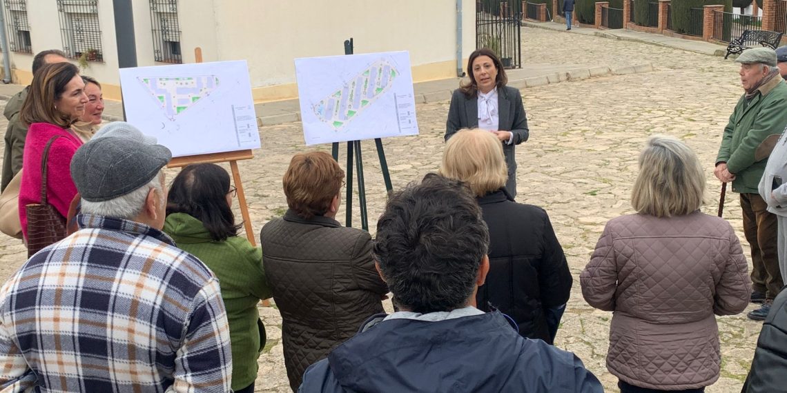 El Ayuntamiento ultima la renovación integral de la barriada Las Sindicales con una inversión de más de 1,2 millones de euros