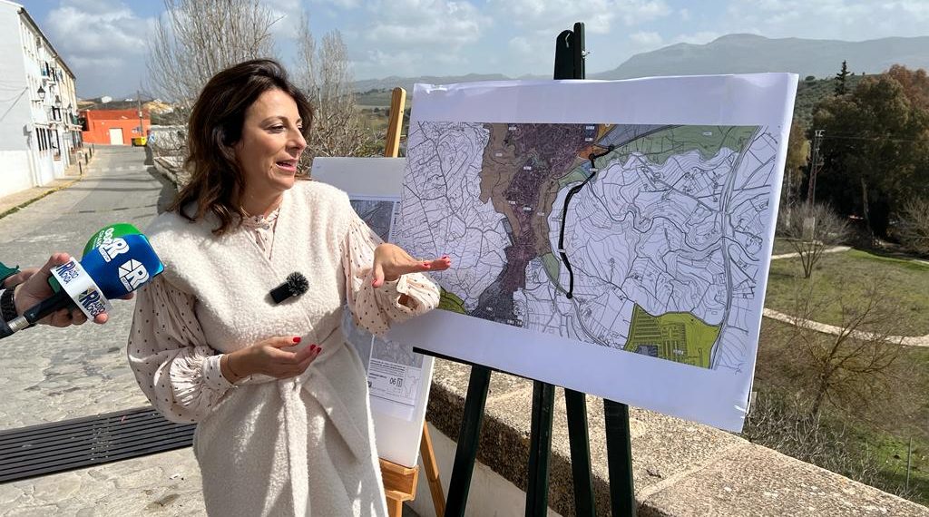 El Ayuntamiento da luz verde a la innovación del PGOU que permitirá construir el Vial Alternativo