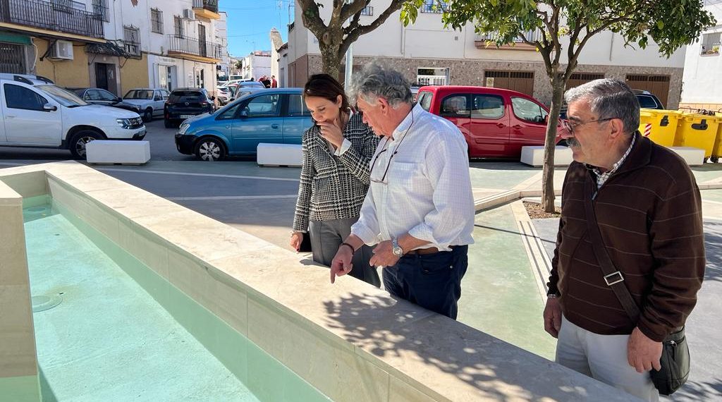 El Ayuntamiento repara por tercera vez la fuente de San Cristóbal tras volver a sufrir actos vandálicos