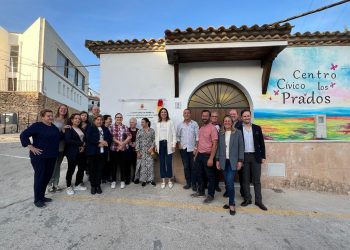 El Ayuntamiento habilita dos nuevos espacios de uso ciudadano y social en Los Prados