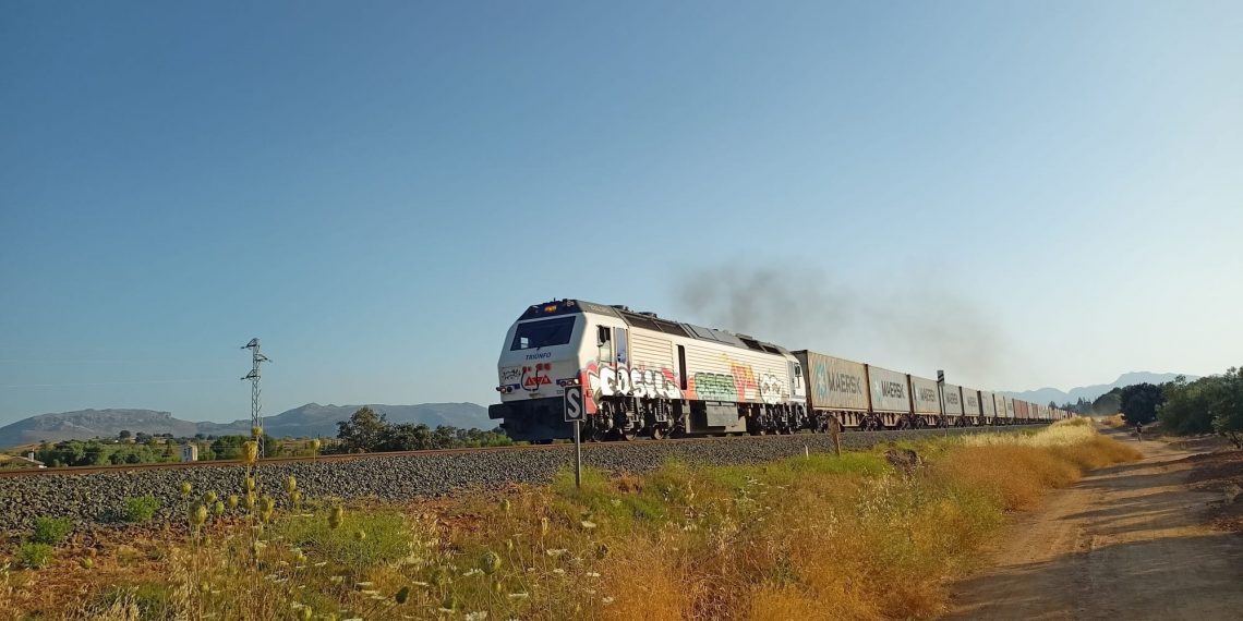 Mitma somete a información pública el estudio informativo de la electrificación deltramo Bobadilla-Ronda