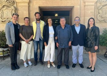 El Ayuntamiento reconocerá la trayectoria profesional de cinco empresarios rondeños