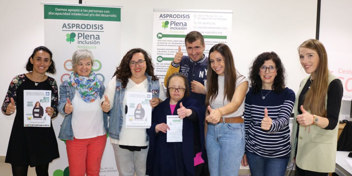 Fundación Asprodisis adapta a Lectura Fácil el programa electoral de la coalición de Izquierda Unida, Podemos y Más País Andalucía
