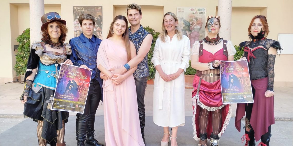 ‘Entre Bambalinas’ presenta una nueva versión musical de ‘Romeo y Julieta’ que servirá como final de curso para el centro de artes escénicas