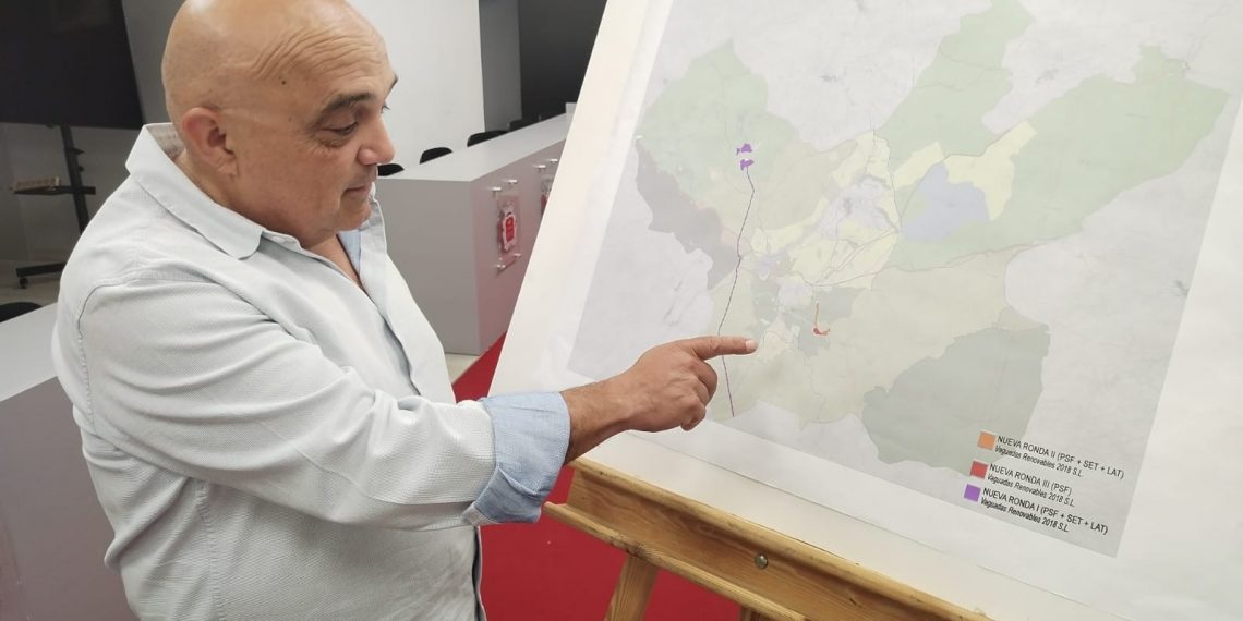 La Junta avala la negativa municipal a tres plantas fotovoltaicas, emitiendo informes desfavorables