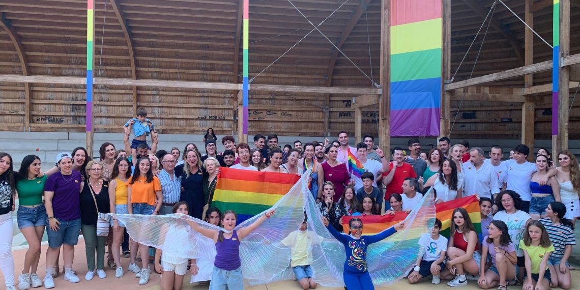 Lectura del manifiesto institucional con motivo del Día del Orgullo LGBTIQA+  