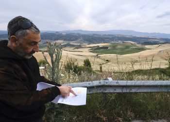 Ronda 2030, asociación de empresarios y profesionales de Ronda y la comarca, denuncia la instalación de una planta fotovoltaica en las inmediaciones de Acinipo