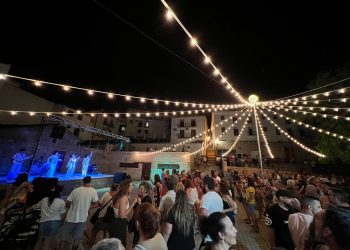 La delegación de Cultura finaliza la programación de julio con cine de verano y un espectáculo de magia