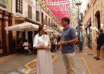 El Ayuntamiento abre el plazo para que los establecimientos del centro instalen barras durante los días de feria