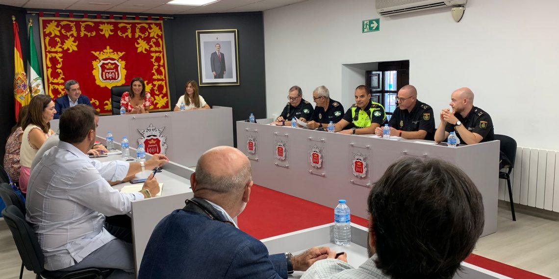 El Ayuntamiento establece el dispositivo para la feria de Pedro Romero en la reunión de la comisión local de seguridad