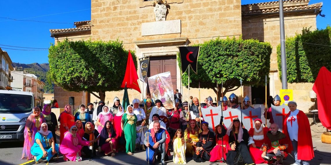 BENADALID PARTICIPÓ EN EL ENCUENTRO ANDALUZ DE MOROS Y CRISTIANOS