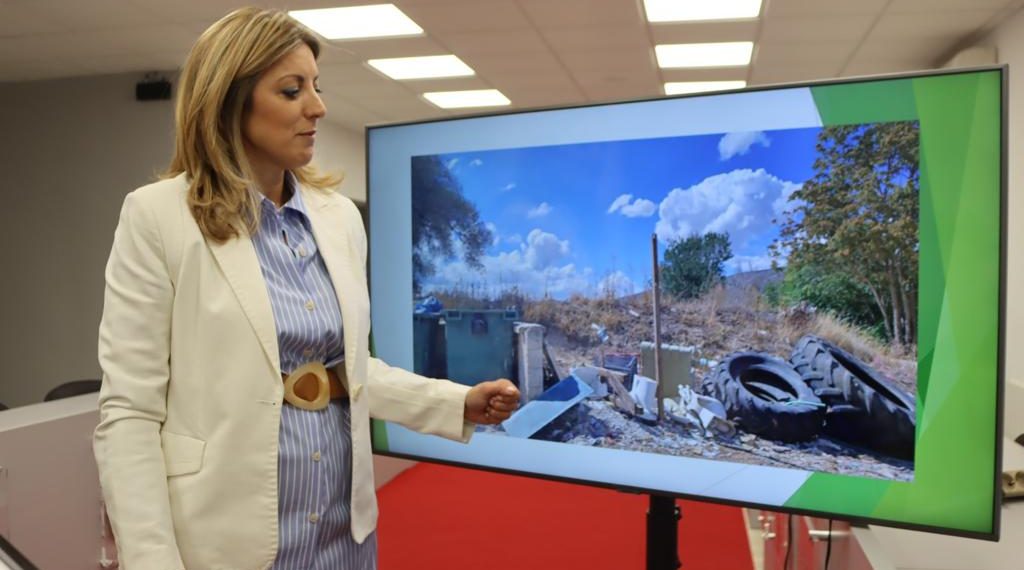 El Ayuntamiento inicia una campaña de vigilancia y concienciación sobre el correcto depósito de los residuos por parte de los ciudadanos