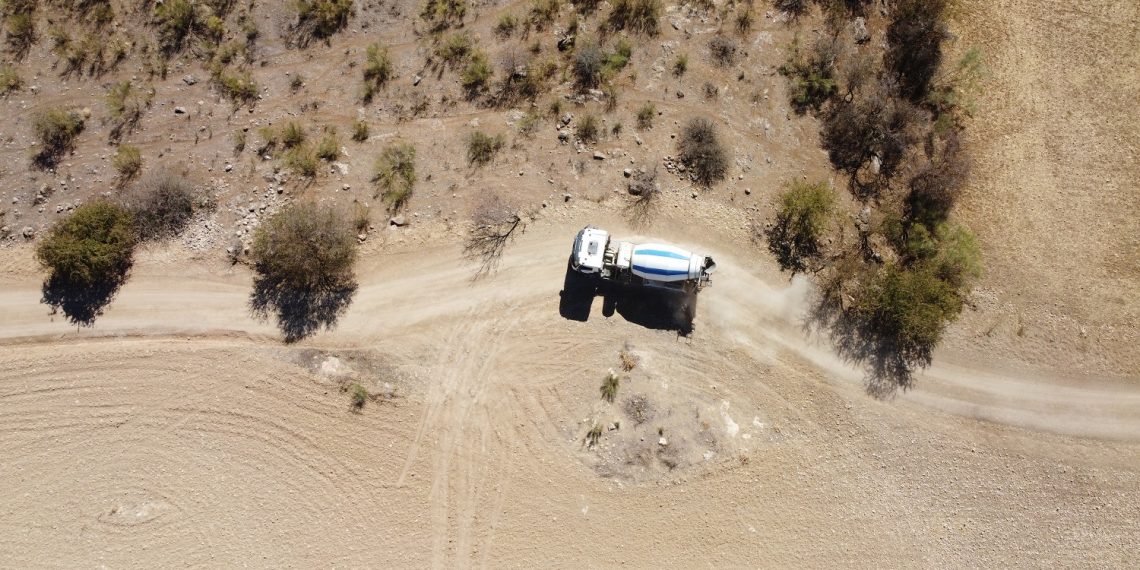CAÑETE LA REAL EJECUTA MEJORAS EN SUS CAMINOS RURALES