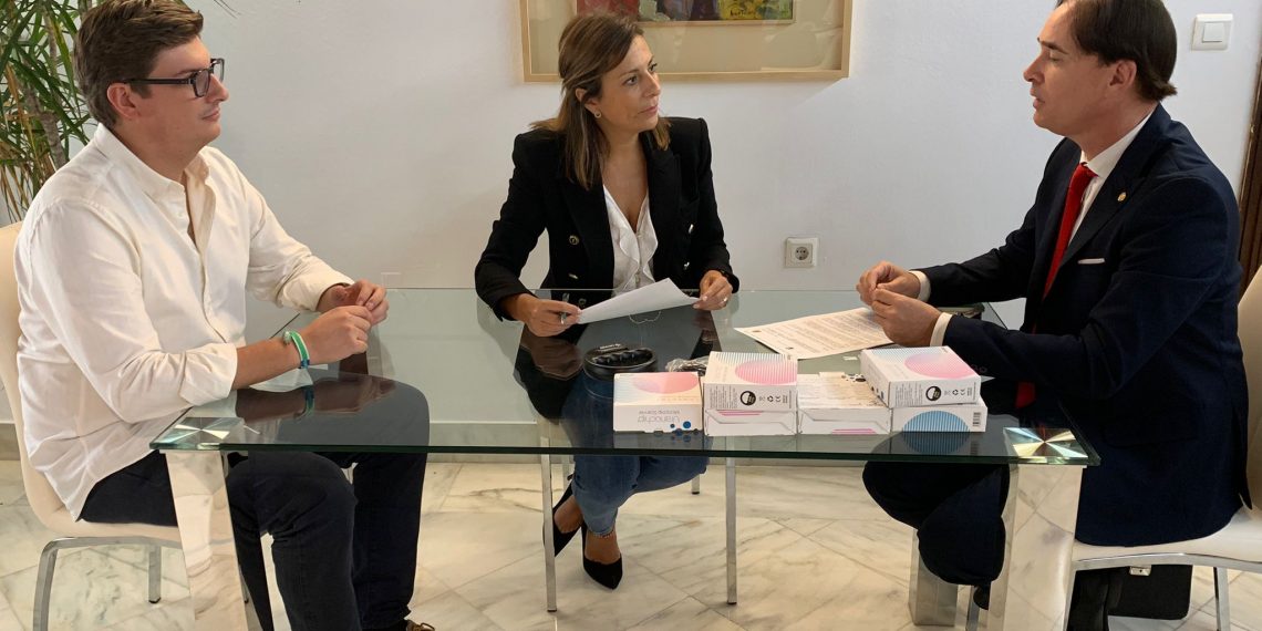 El Ayuntamiento y el Colegio Oficial de Veterinarios de Málaga convenian colaborar en el desarrollo de las herramientas de la Ley de Protección de los Derechos y el Bienestar de los Animales