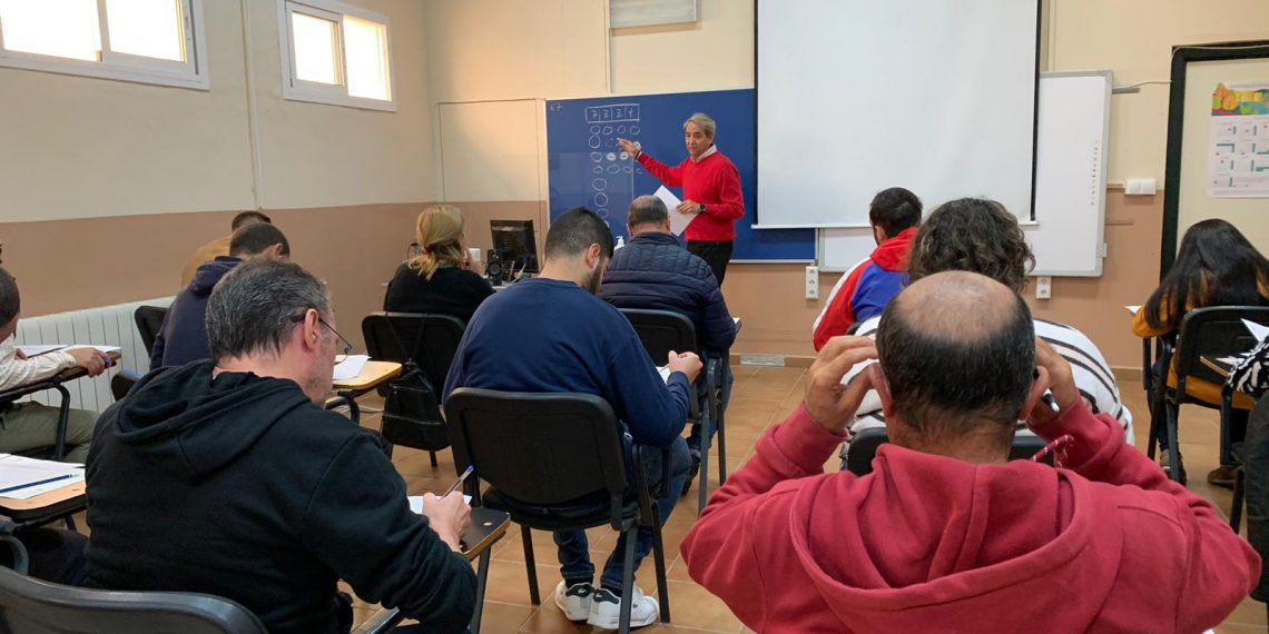 El Ayuntamiento examina a los aspirantes a nueve plazas de operarios de limpieza viaria