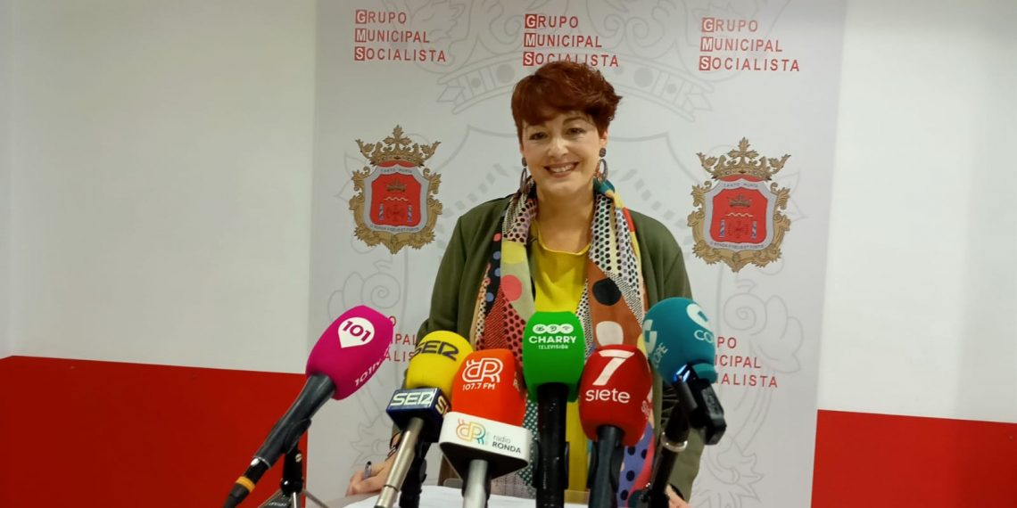 El PSOE de Ronda anuncia una moción para pedir más plazas en el transporte escolar a los institutos