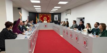 El pleno aprueba una moción contra la amnistía que pretende sacar adelante el PSOE y los independentistas