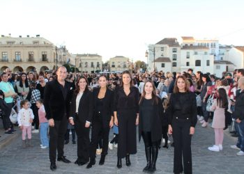 Casi 200 personas participan en el ‘flashmob’ que ha cerrado el programa de actos organizado con motivo del Día Mundial del Flamenco
