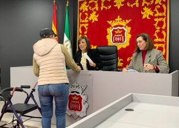 El Ayuntamiento inicia la campaña especial de ayudas sociales de Navidad