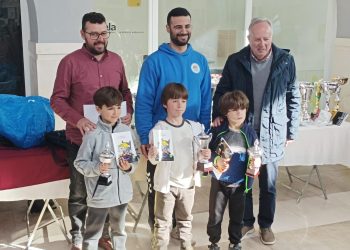 El triunfo de Álvaro Coca en La Roda y el Torneo de Navidad del Club Chaturanga cierran la temporada del ajedrez para los jugadores serranos