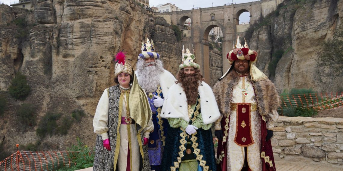 La cabalgata de Reyes estará compuesta por 16 carrozas y se repartirán más de 6.000 kilos de caramelos, entre otras sorpresas