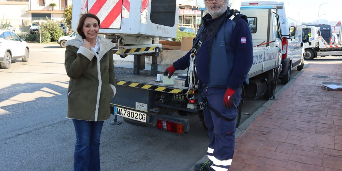 El Ayuntamiento invierte 20.000 euros en sustituir y mejorar la iluminación del polígono industrial con luces de bajo consumo