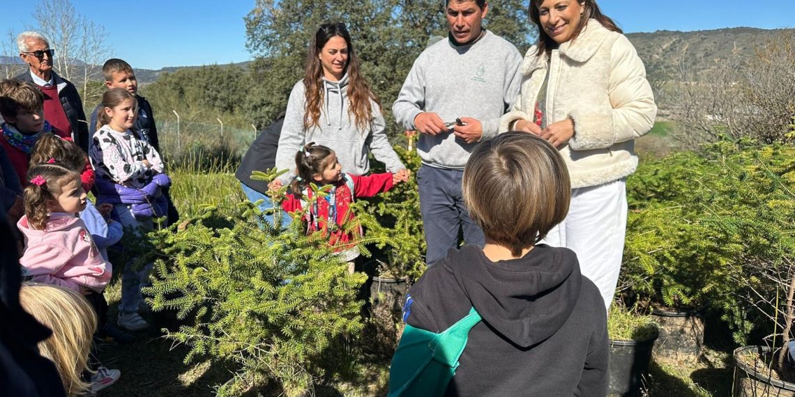 Éxito de participación en las actividades de Semana Blanca organizadas por las delegaciones de Juventud y Educación