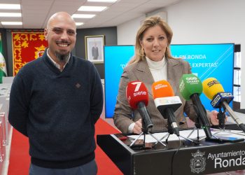 Ronda presenta la I Feria de Artesanía de Ronda que se celebra este viernes y sábado con la participación de casi veinte creadores locales