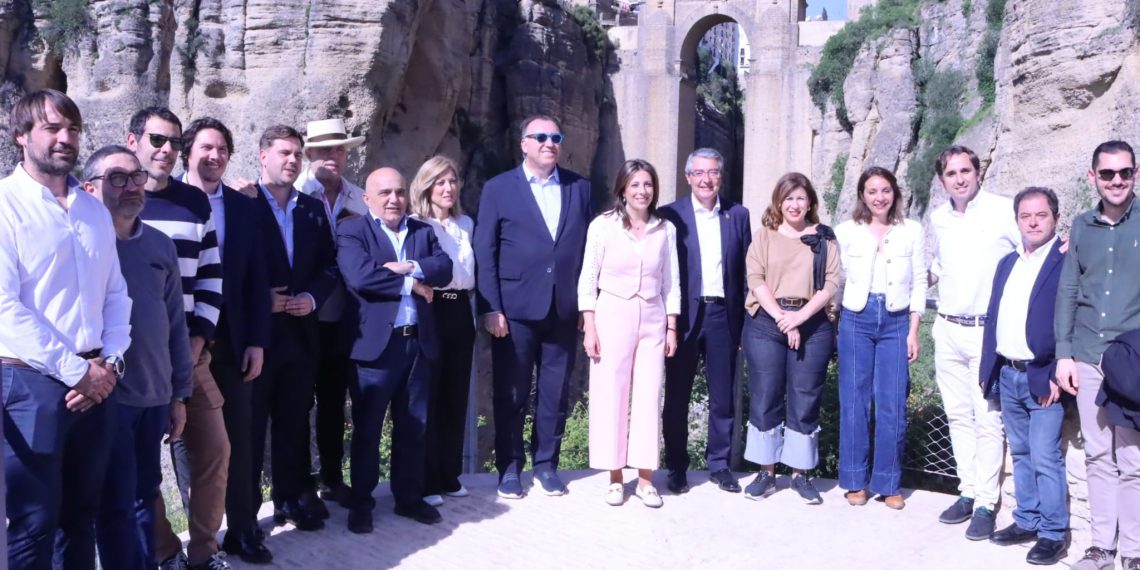 El Ayuntamiento inaugura la primera fase del Camino del Desfiladero de Ronda