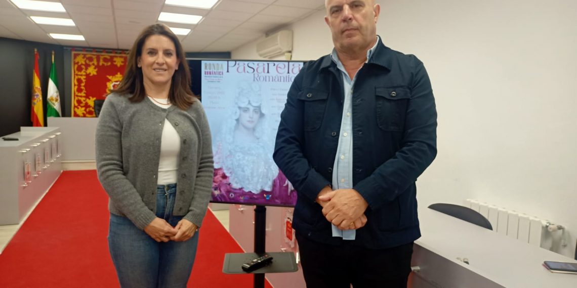 Fiestas anuncia una nueva edición de la ‘Pasarela Romántica’ para incentivar a los ciudadanos a vestir de época durante Ronda Romántica 2024