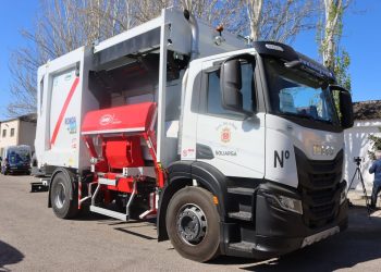 Ronda estrena camión de recogida, contenedores y papeleras dentro del Plan de Transformación de Soliarsa en los dos últimos años