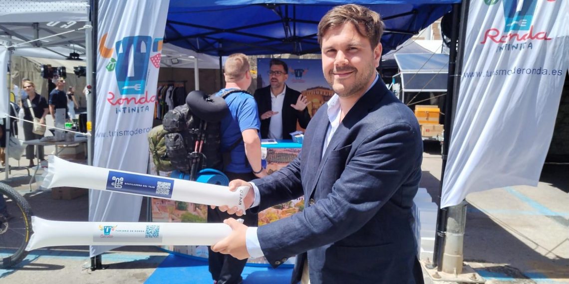 Turismo de Ronda promocionara la oferta de la ciudad en los 101 km con un punto de información y el reparto de aplaudidores en la salida y la meta