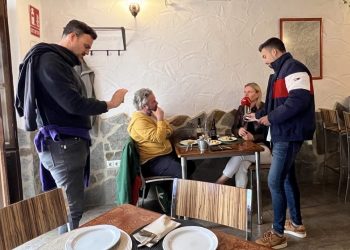 El conocimiento local y la cocina compartida se fusionan en Genalguacil