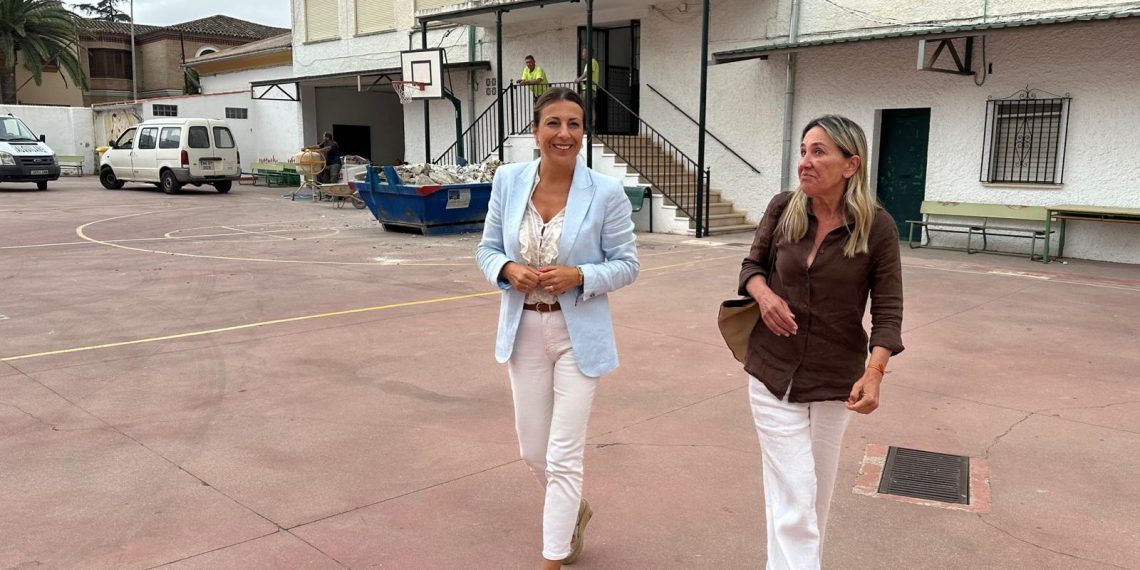 El Ayuntamiento invertirá este verano alrededor de 100.000 euros en la puesta a punto de todos los colegios de Ronda