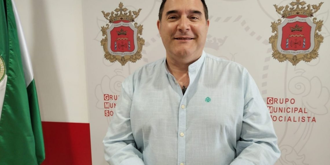 El PSOE insta a la alcaldesa a que apoye a los colectivos sanitarios del Hospital de Ronda en sus demandas