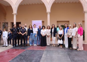 Ronda arranca su ‘red violeta’ con casi una veintena de comercios y empresas adheridas contra la violencia y agresiones machistas