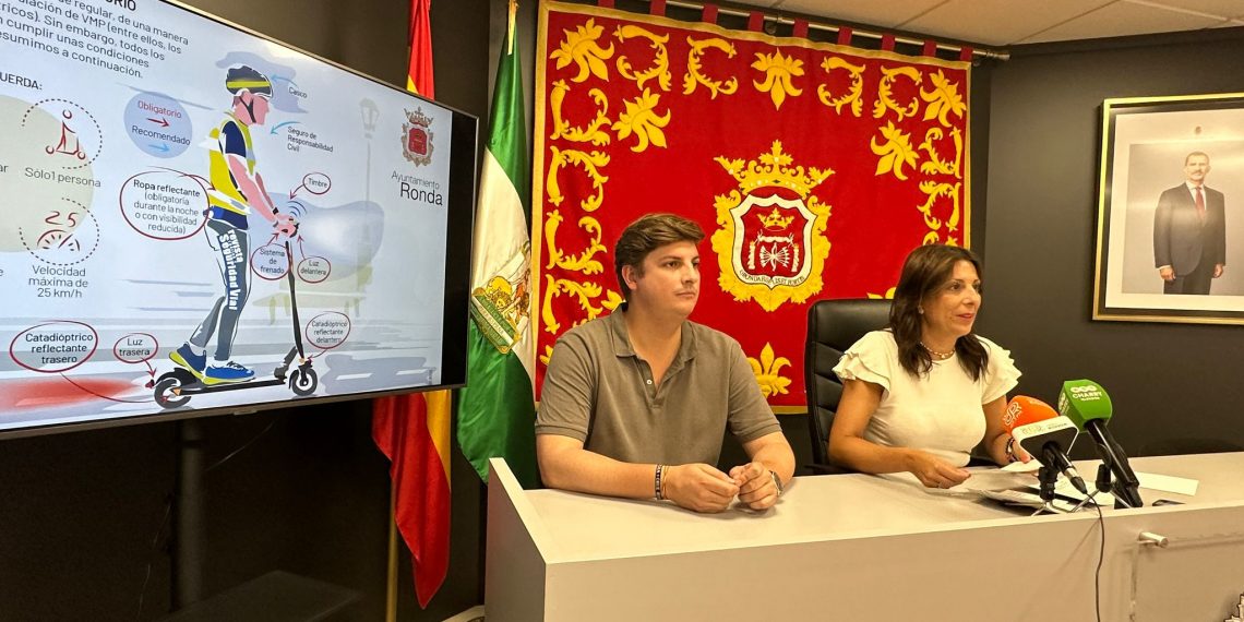 El Ayuntamiento trabaja en la elaboración de una ordenanza que regule la circulación de patinetes