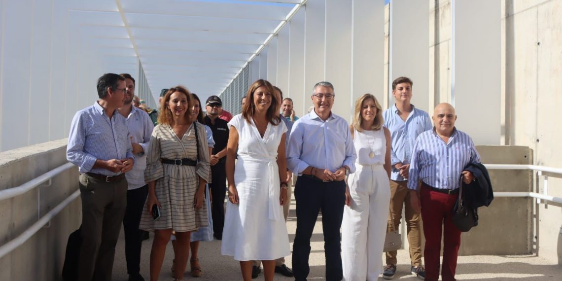 El Ayuntamiento inaugura la ‘Pasarela de los Estudiantes’