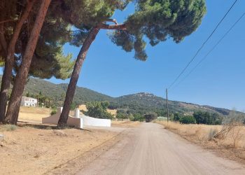 Avanzan a buen ritmo las mejoras para el tráfico rodado en el conocido como camino de Los Contrabandistas y Ronda-Setenil