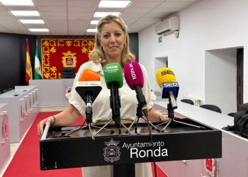 La delegada de PYMES anima a los agricultores de Ronda a que soliciten las ayudas de Diputación dedicadas a este sector