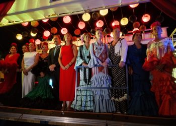 Arranca la feria y fiestas de Pedro Romero con la cabalgata, el encendido del alumbrado artístico y la apertura del Real