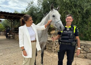Un policía local de Ronda participará en el campeonato mundial de jóvenes jinetes que se celebrará en Italia