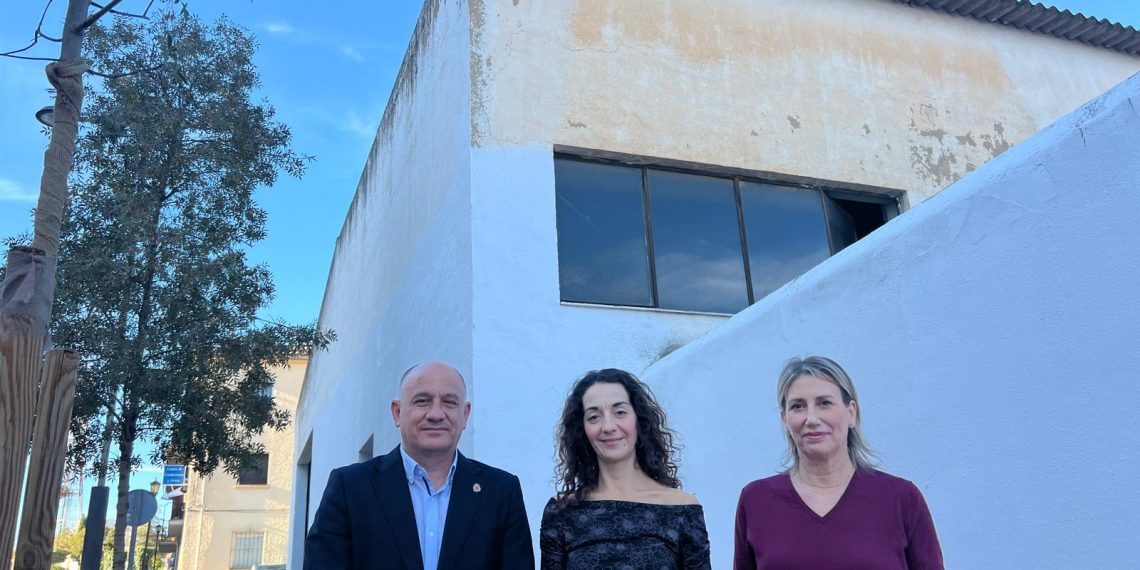 El PSOE insta al Gobierno municipal a establecer fondos para la retirada del amianto en Ronda