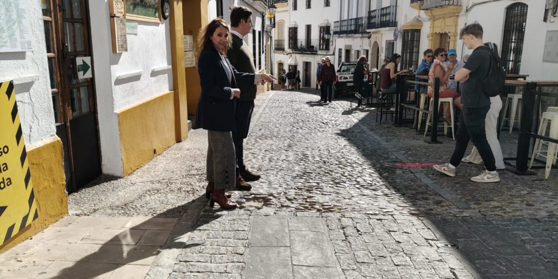 El Ayuntamiento de Ronda interviene de urgencia en la calle Los Remedios para garantizar la adecuada evacuación de pluviales