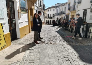 El Ayuntamiento de Ronda interviene de urgencia en la calle Los Remedios para garantizar la adecuada evacuación de pluviales