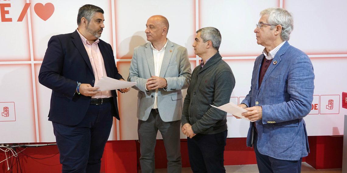 El PSOE lanza una campaña para reivindicar que la Diputación de Málaga asuma el dinero que los pueblos pagan al Consorcio de Residuos Sólidos